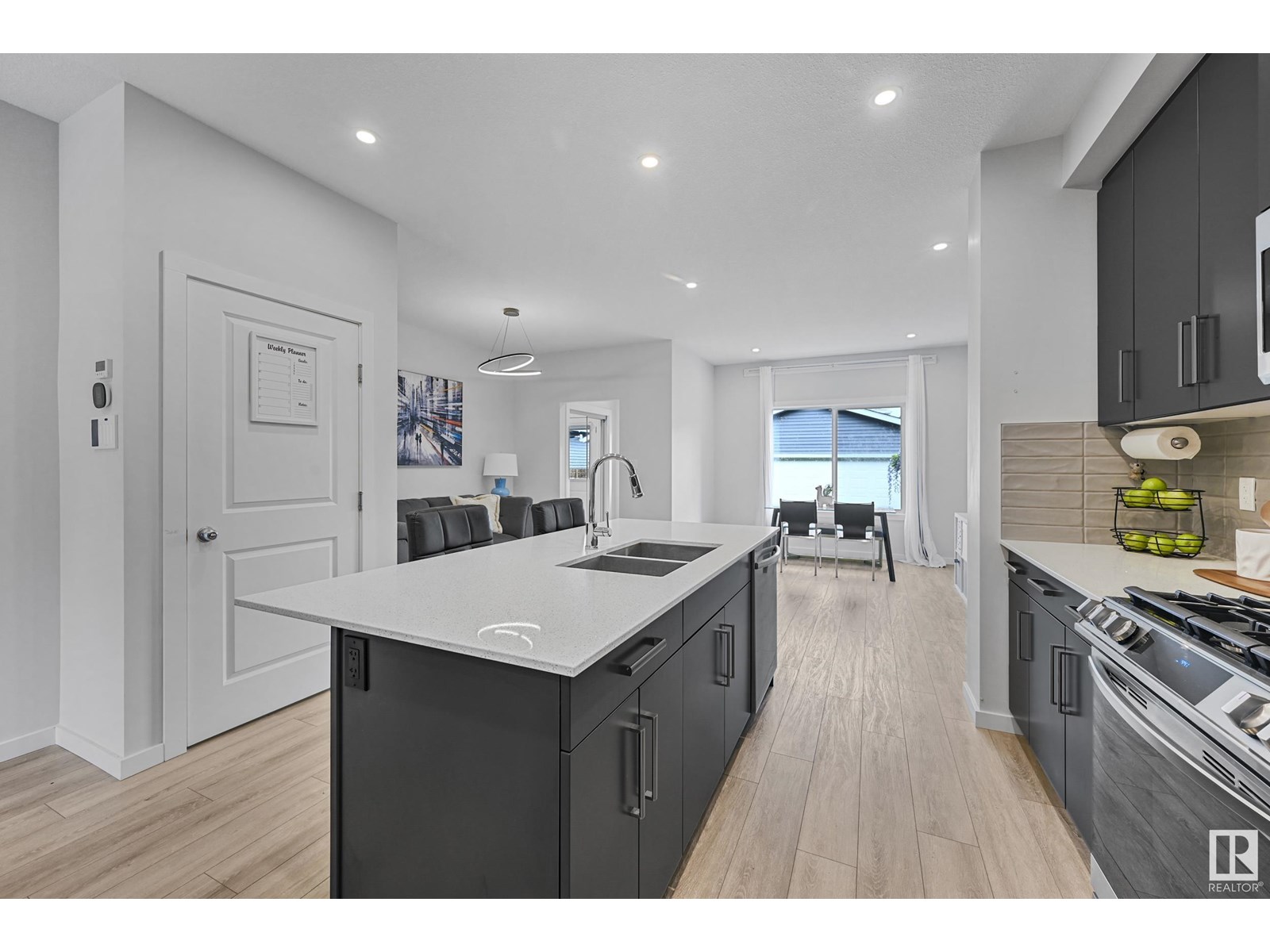 Photo 13 of 3374 Kulay Wy Sw, Edmonton AB
