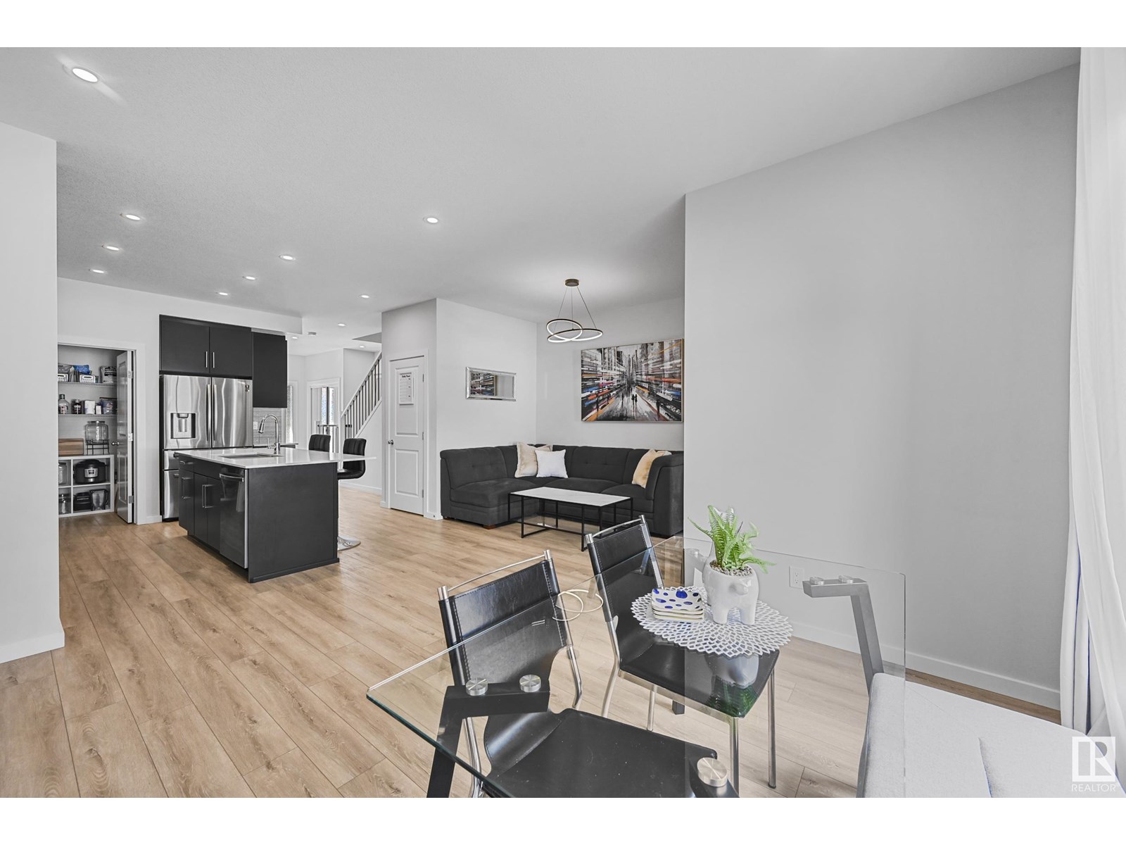 Photo 18 of 3374 Kulay Wy Sw, Edmonton AB