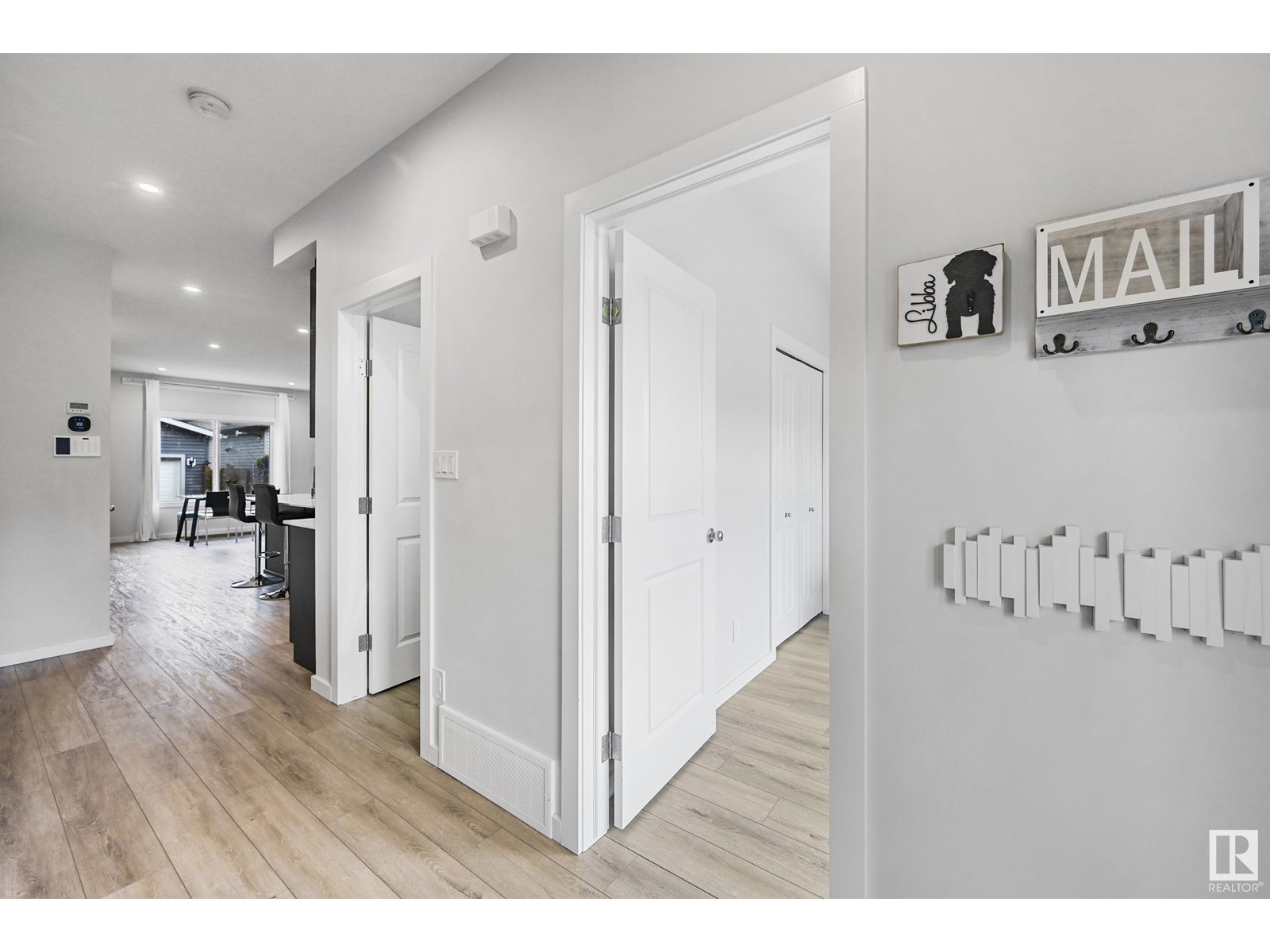 Photo 3 of 3374 Kulay Wy Sw, Edmonton AB