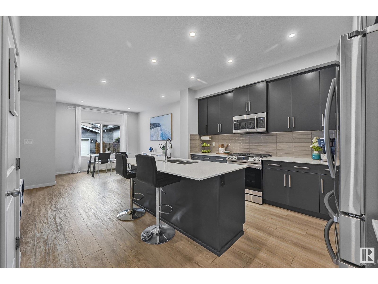Photo 9 of 3374 Kulay Wy Sw, Edmonton AB