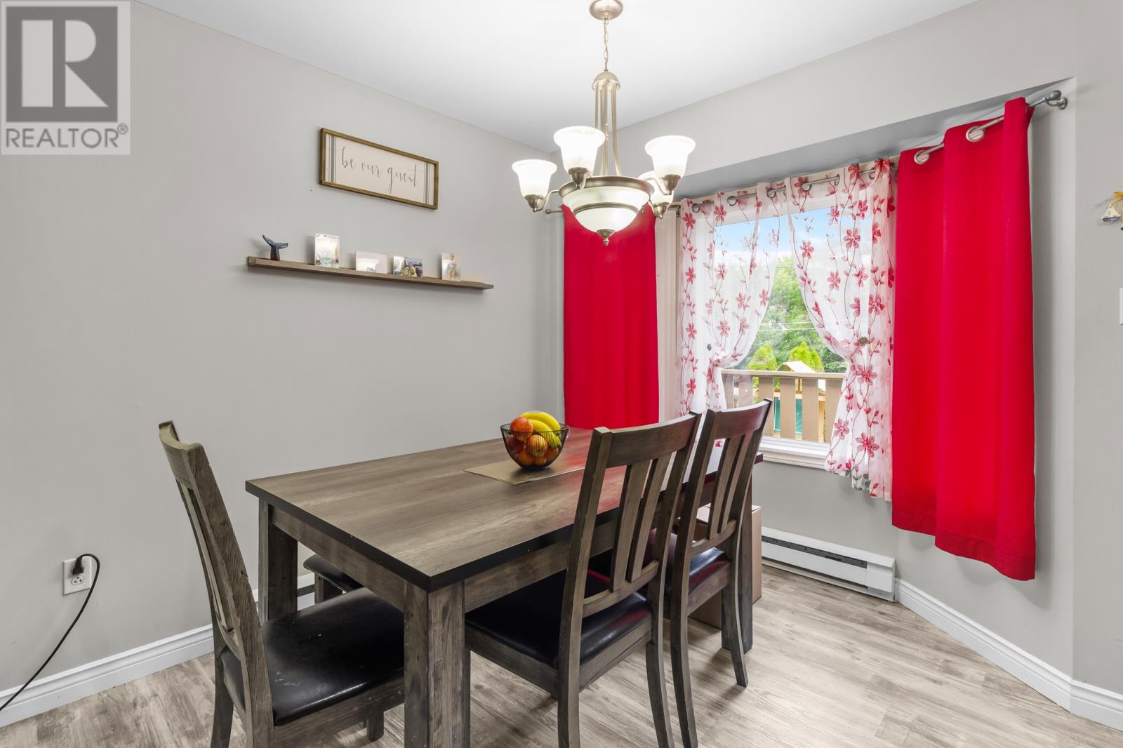 Photo 8 of 6 Grandy Crescent, Mount Pearl NL