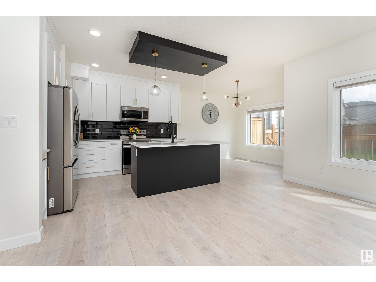 Photo 8 of 112 Bluff Cv, Leduc AB