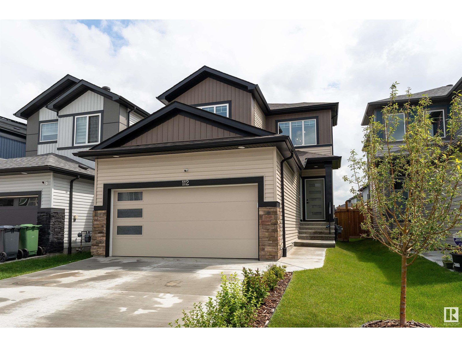 Photo 1 of 112 Bluff Cv, Leduc AB