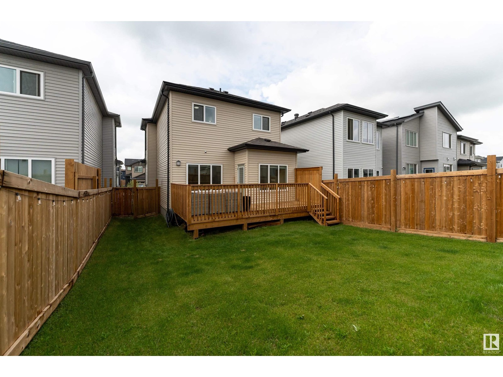 Photo 49 of 112 Bluff Cv, Leduc AB