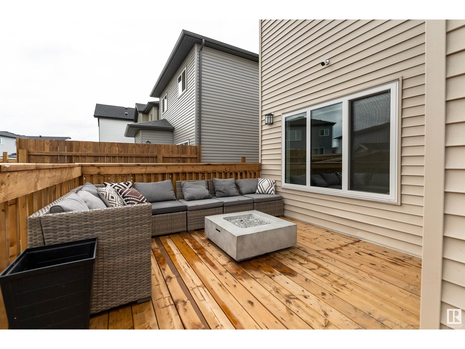 Photo 44 of 112 Bluff Cv, Leduc AB