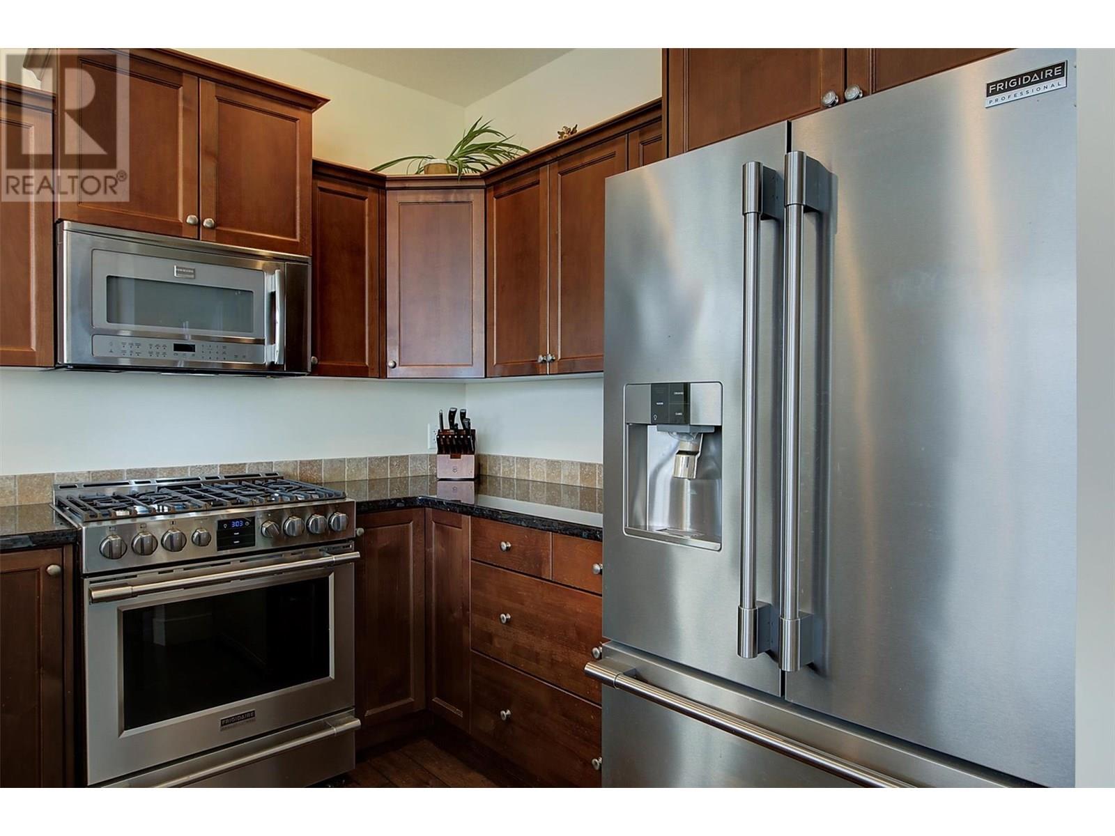  2190 Alvarado Trail, West Kelowna