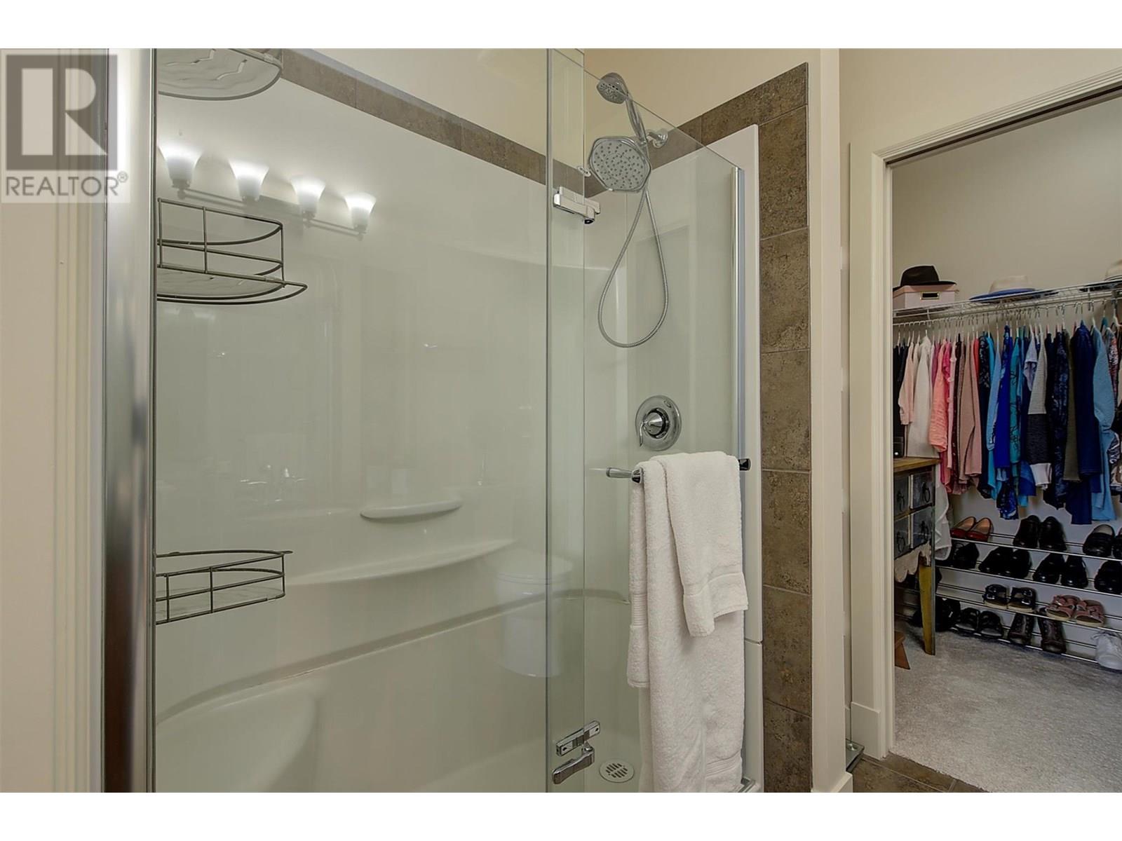  2190 Alvarado Trail, West Kelowna