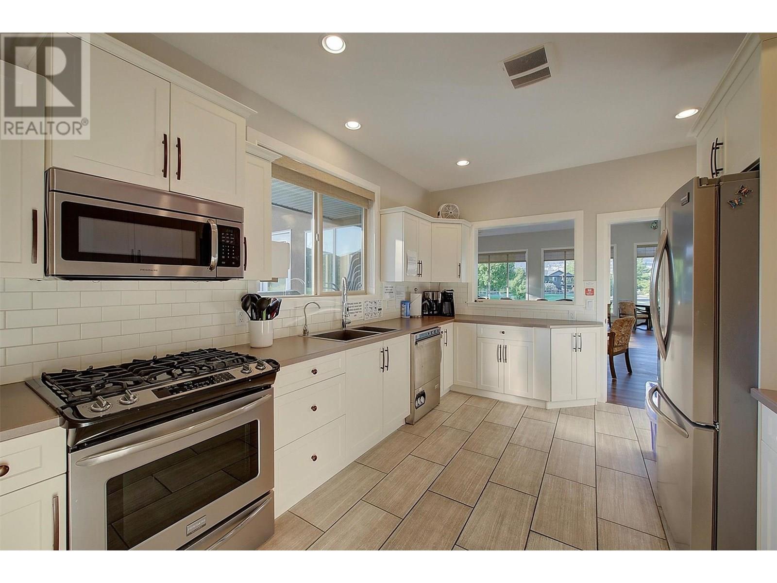  2190 Alvarado Trail, West Kelowna