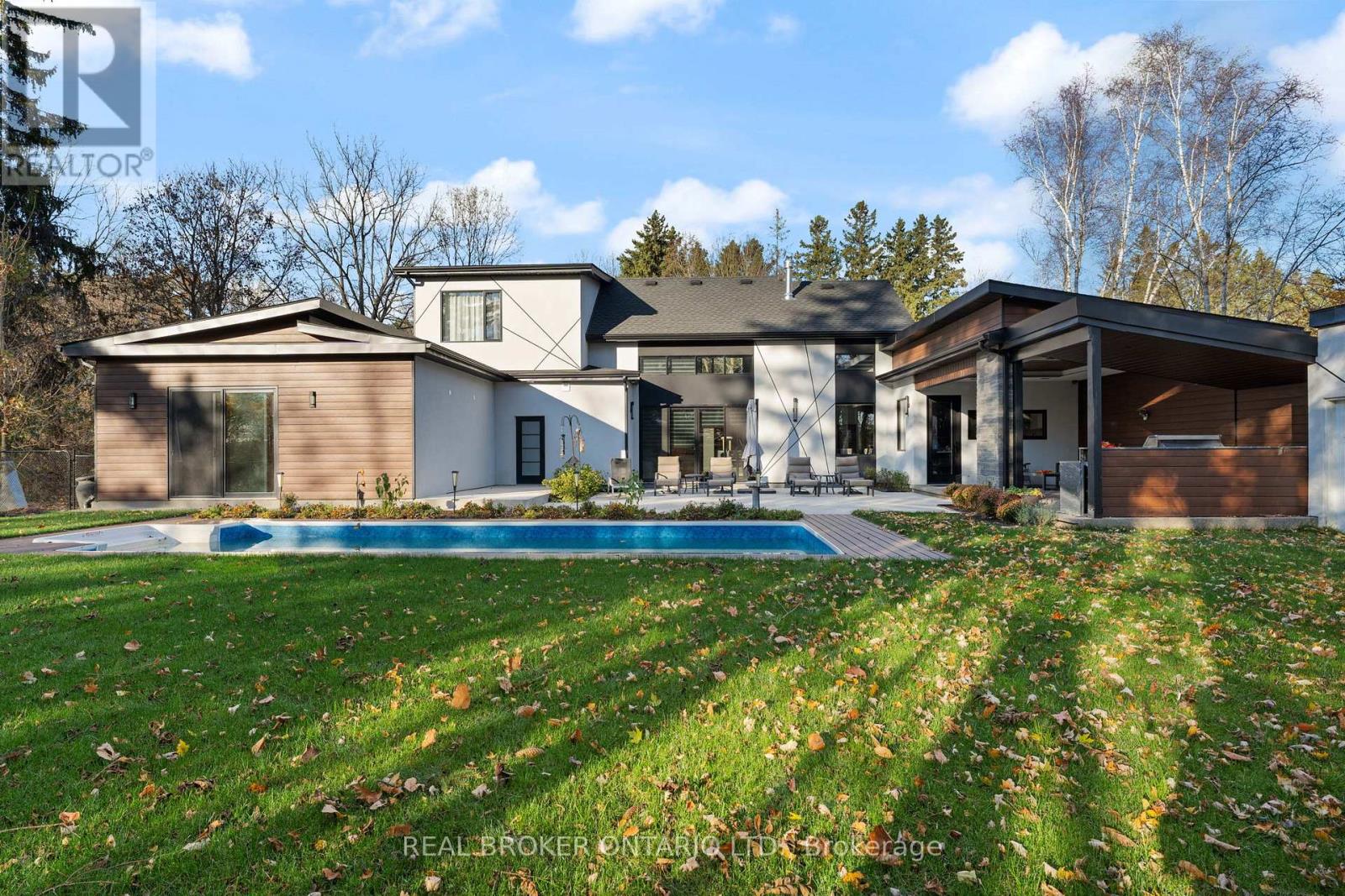 Photo 22 of 6 Campbell Farm Road, Brant ON