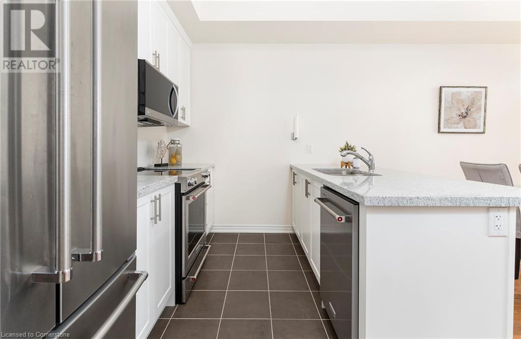 Photo 6 of 333 Raymond Road, Ancaster ON