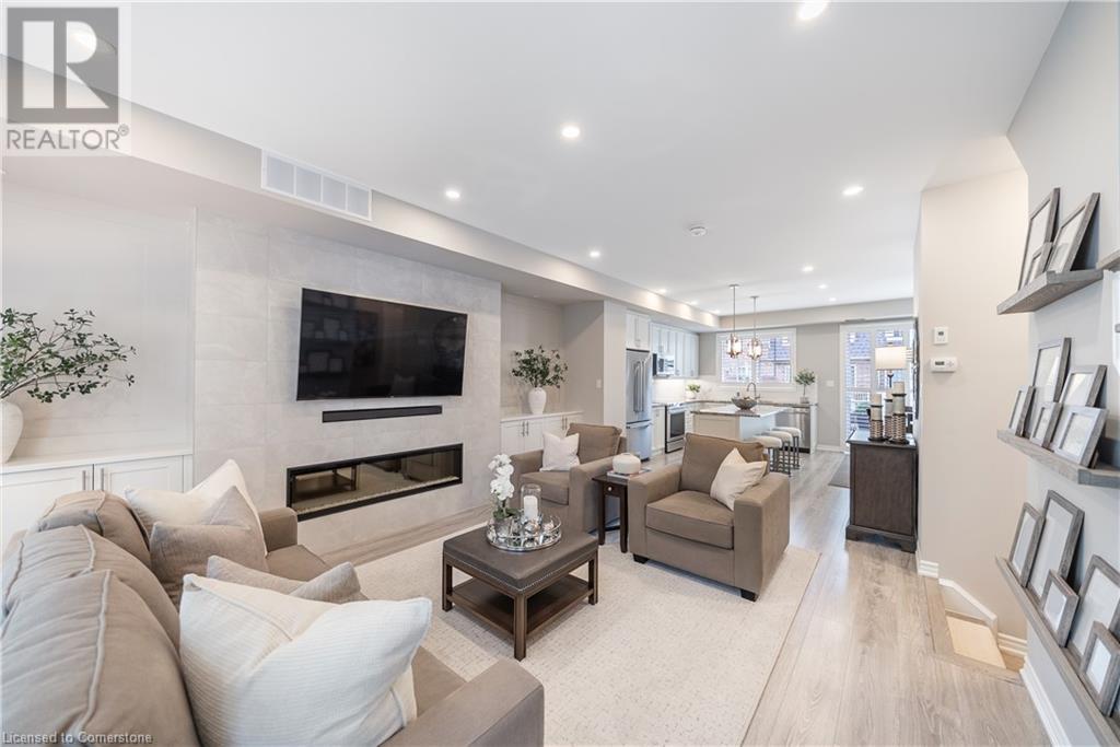 Photo 2 of 2362 New Street Unit 8, Burlington ON
