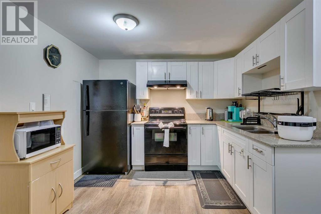 Single Family House 4 Level for Sale in  Rundleson Place NE Rundle Calgary 