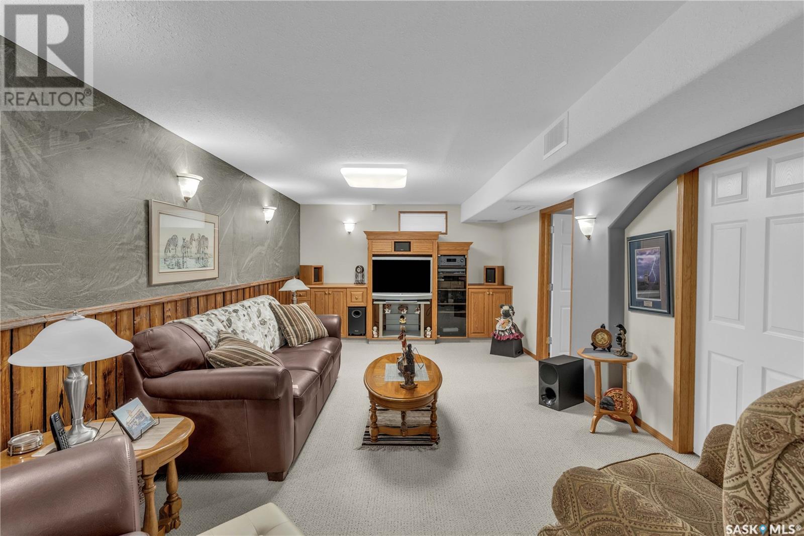 Photo 26 of 804 Eastview Avenue, Regina SK