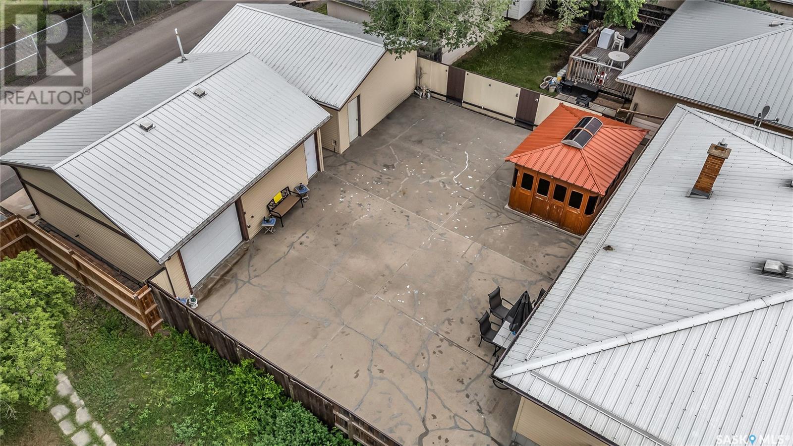 Photo 48 of 804 Eastview Avenue, Regina SK