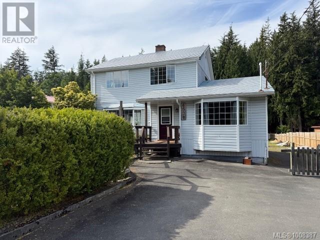 Photo 4 of 4520 Byng Rd, Port Hardy BC