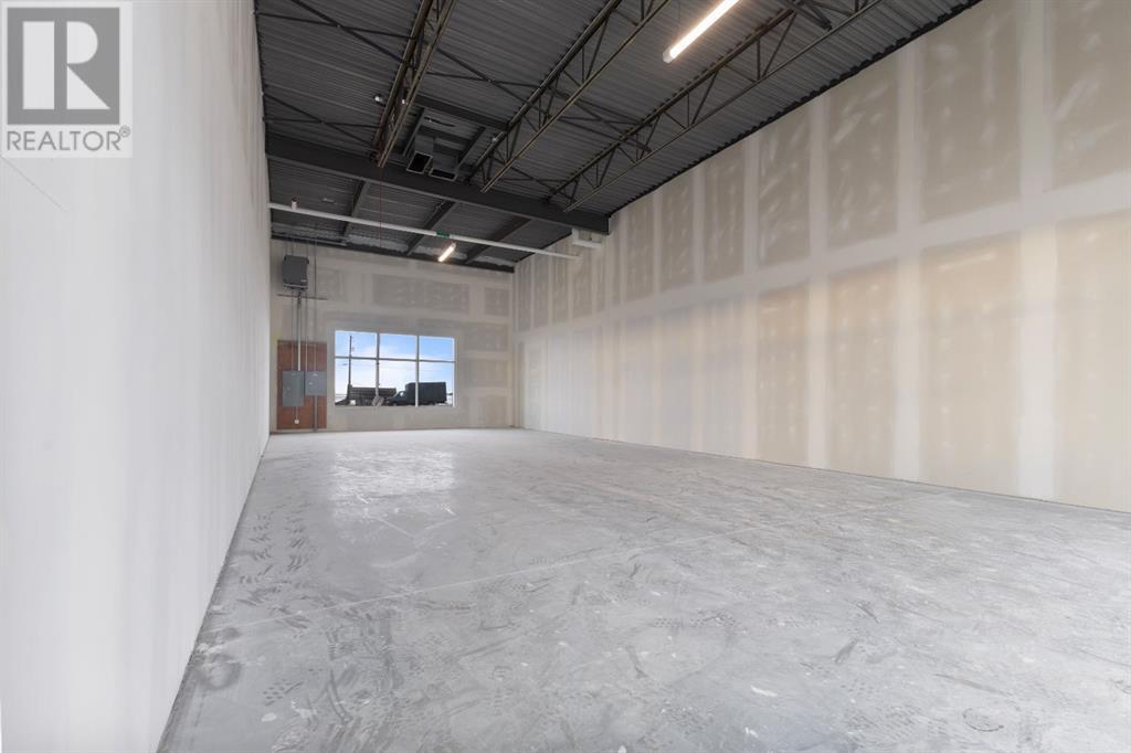 Retail for Sale in    Avenue NE Stoney 3 Calgary 