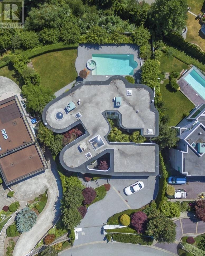 Photo 13 of 1488 Chartwell Drive, West Vancouver BC