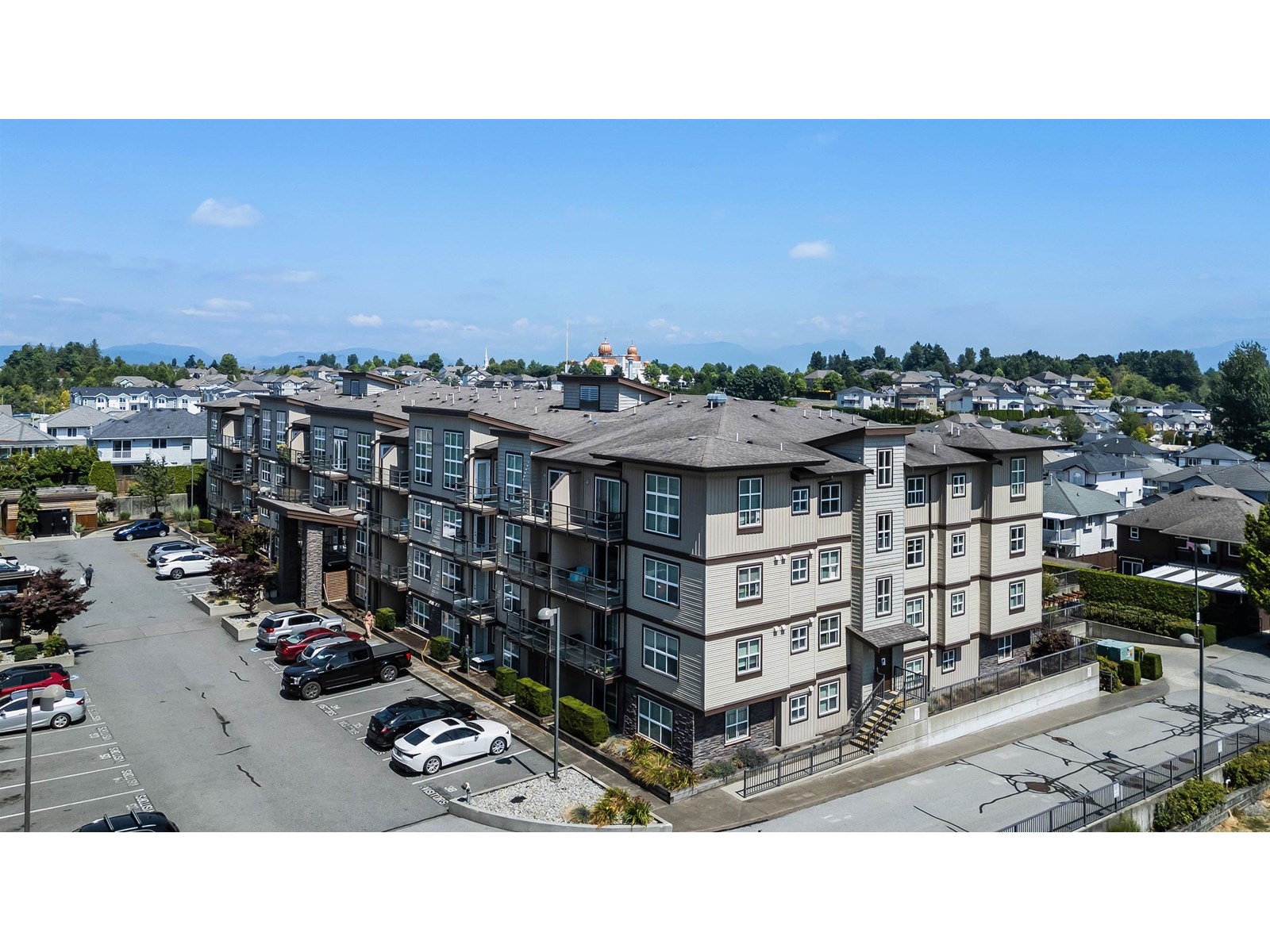 Photo 1 of 116 30525 Cardinal Avenue, Abbotsford BC