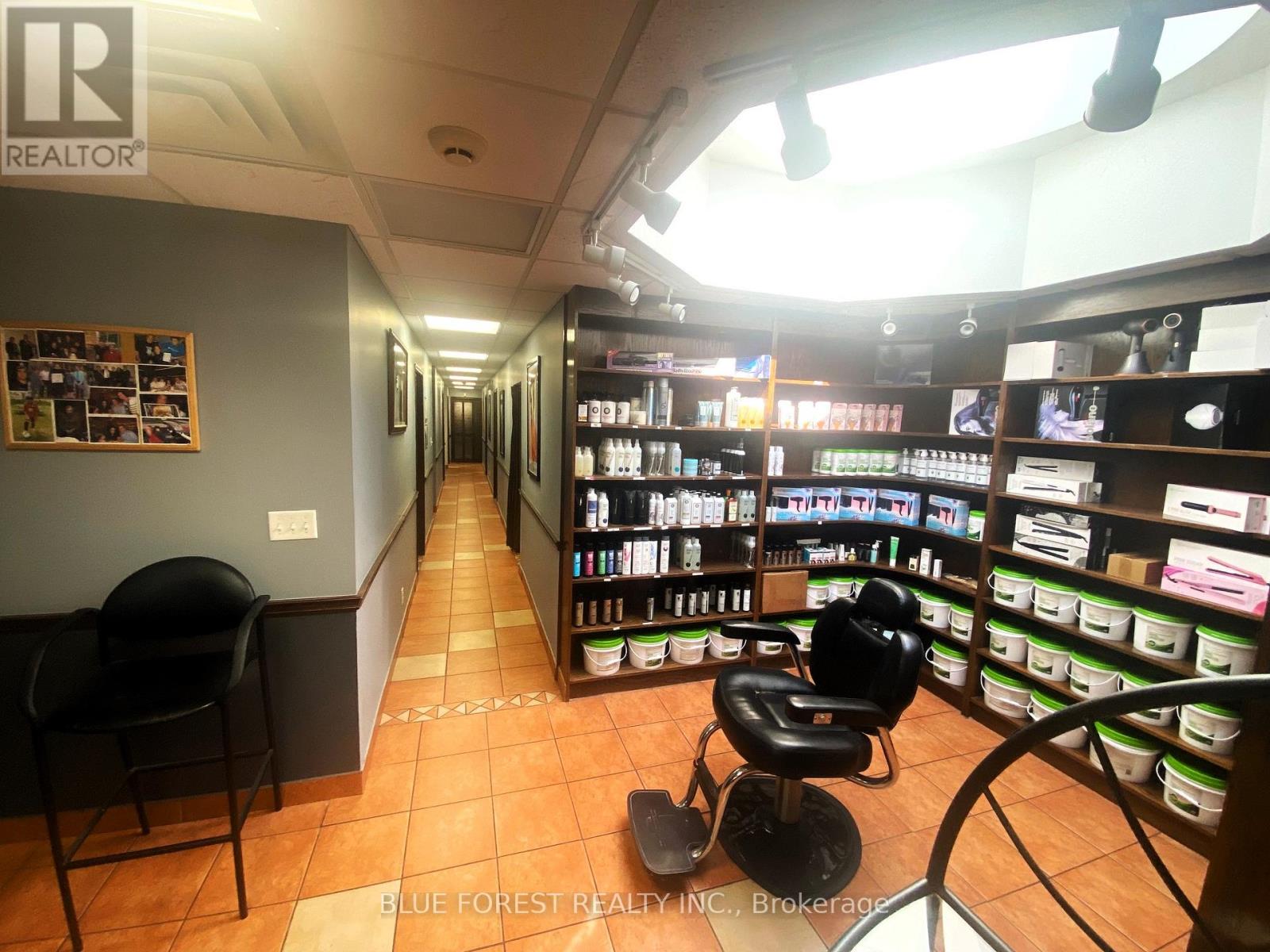 Photo 26 of 670 Goyeau Street, Windsor ON