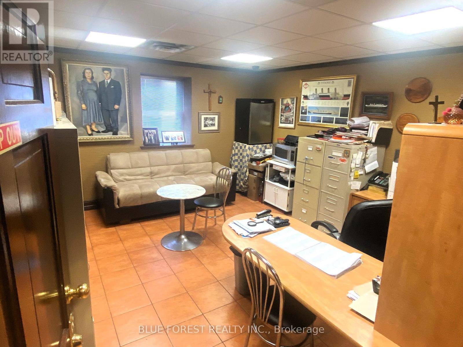 Photo 13 of 670 Goyeau Street, Windsor ON