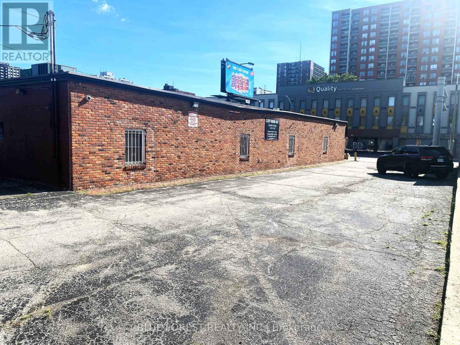 Photo 25 of 670 Goyeau Street, Windsor ON