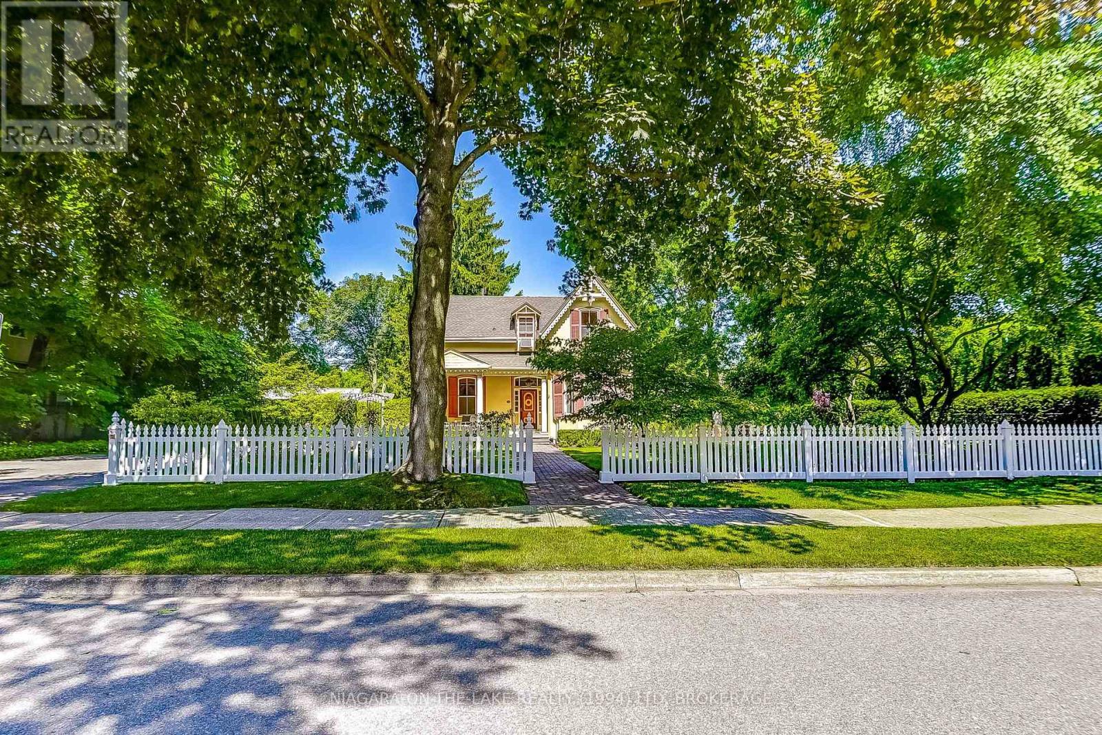 Photo 28 of 129 Victoria Street, Niagaraonthelake ON