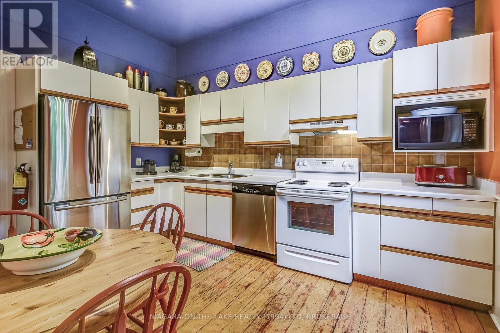 Photo 31 of 129 Victoria Street, Niagaraonthelake ON