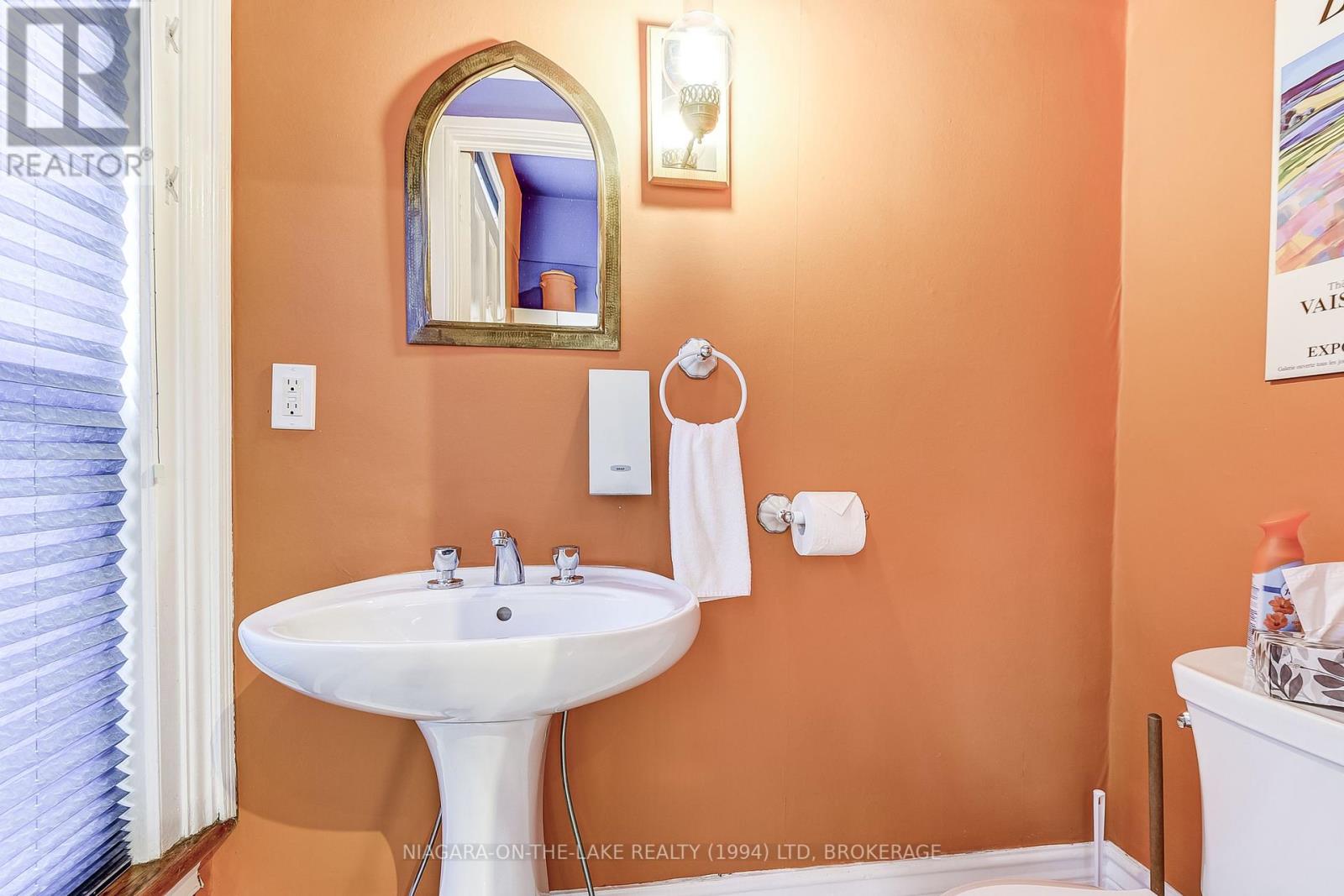 Photo 22 of 129 Victoria Street, Niagaraonthelake ON