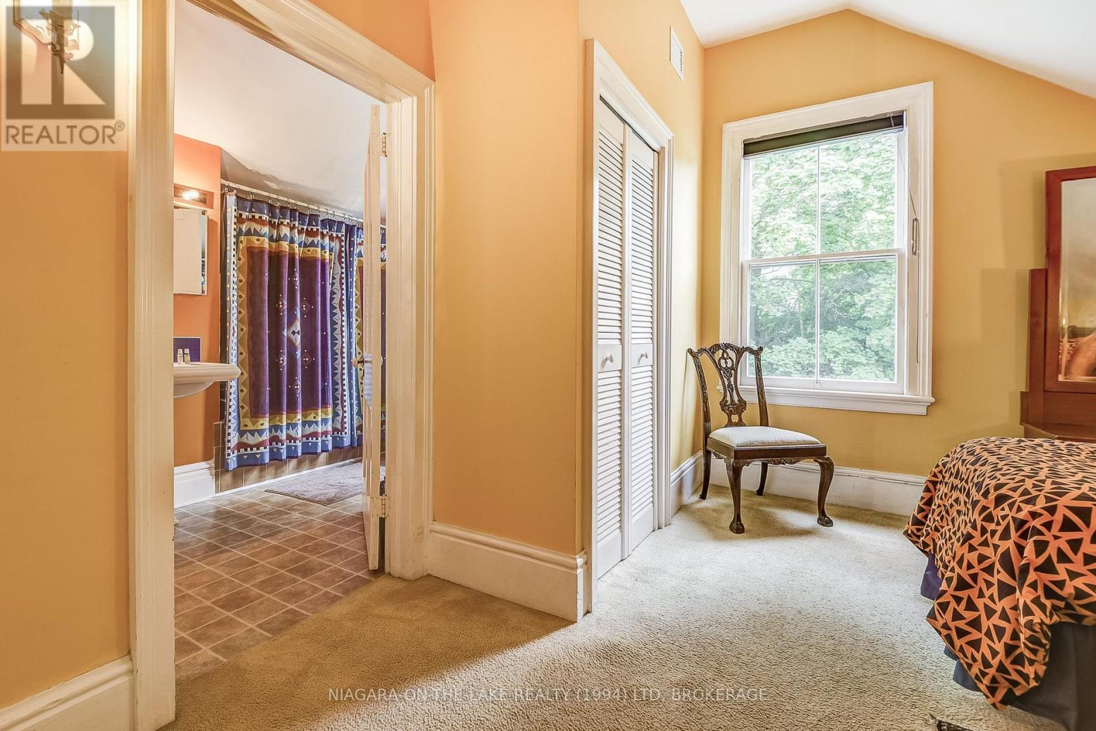 Photo 8 of 129 Victoria Street, Niagaraonthelake ON