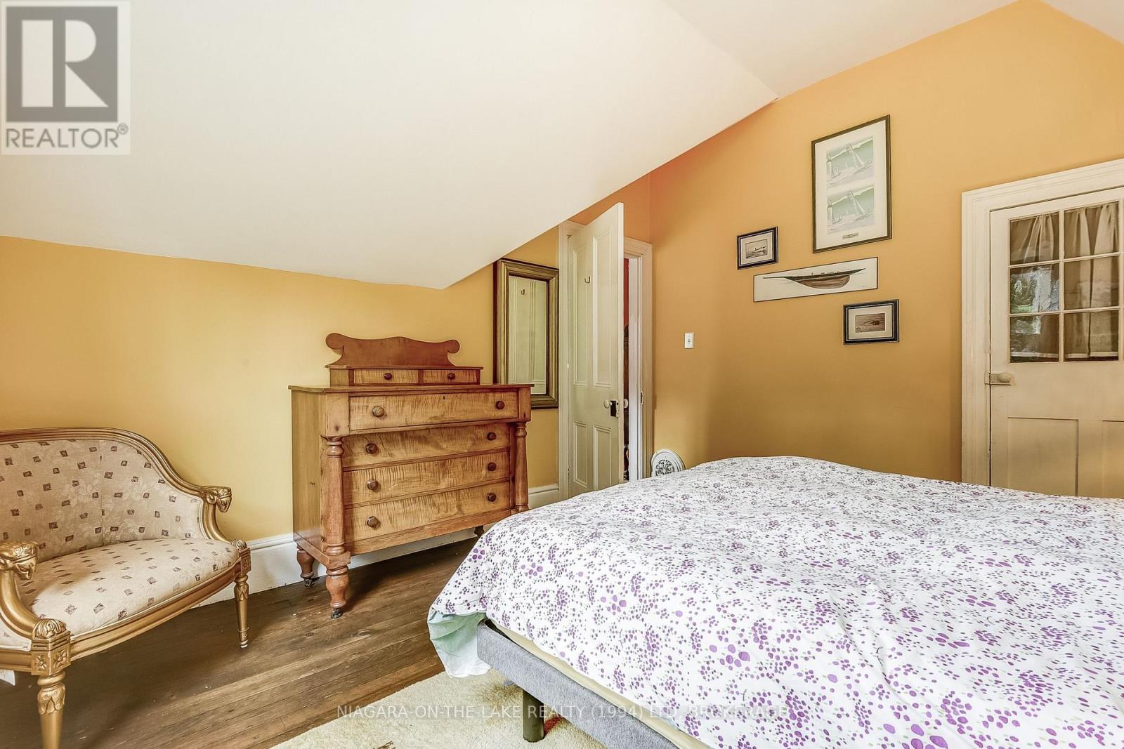 Photo 37 of 129 Victoria Street, Niagaraonthelake ON