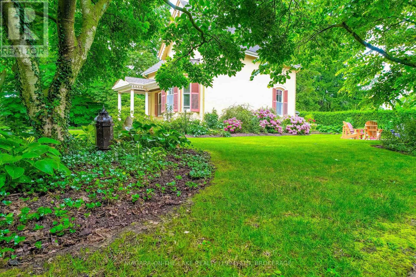 Photo 1 of 129 Victoria Street, Niagaraonthelake ON