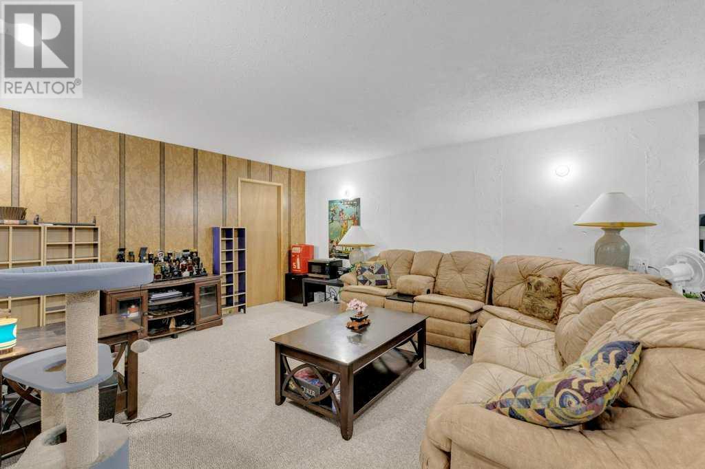 Photo 5 of 4018 39 A Avenueclose, Ponoka AB