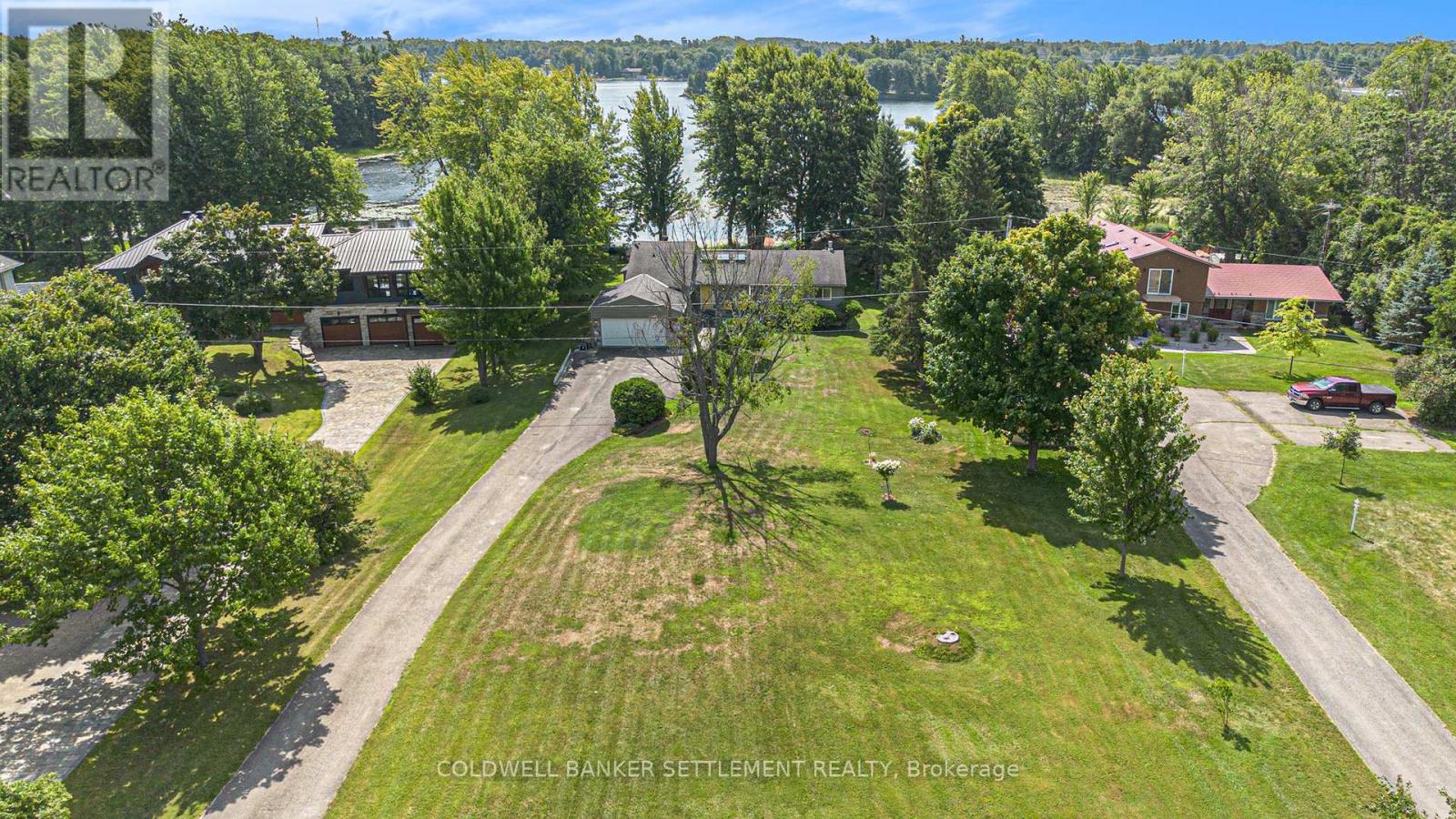 Photo 33 of 113 Rose Mac Drive, Drummond North Elmsley ON