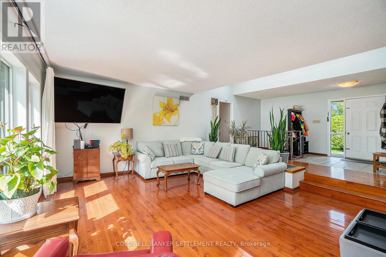 Photo 7 of 113 Rose Mac Drive, Drummond North Elmsley ON