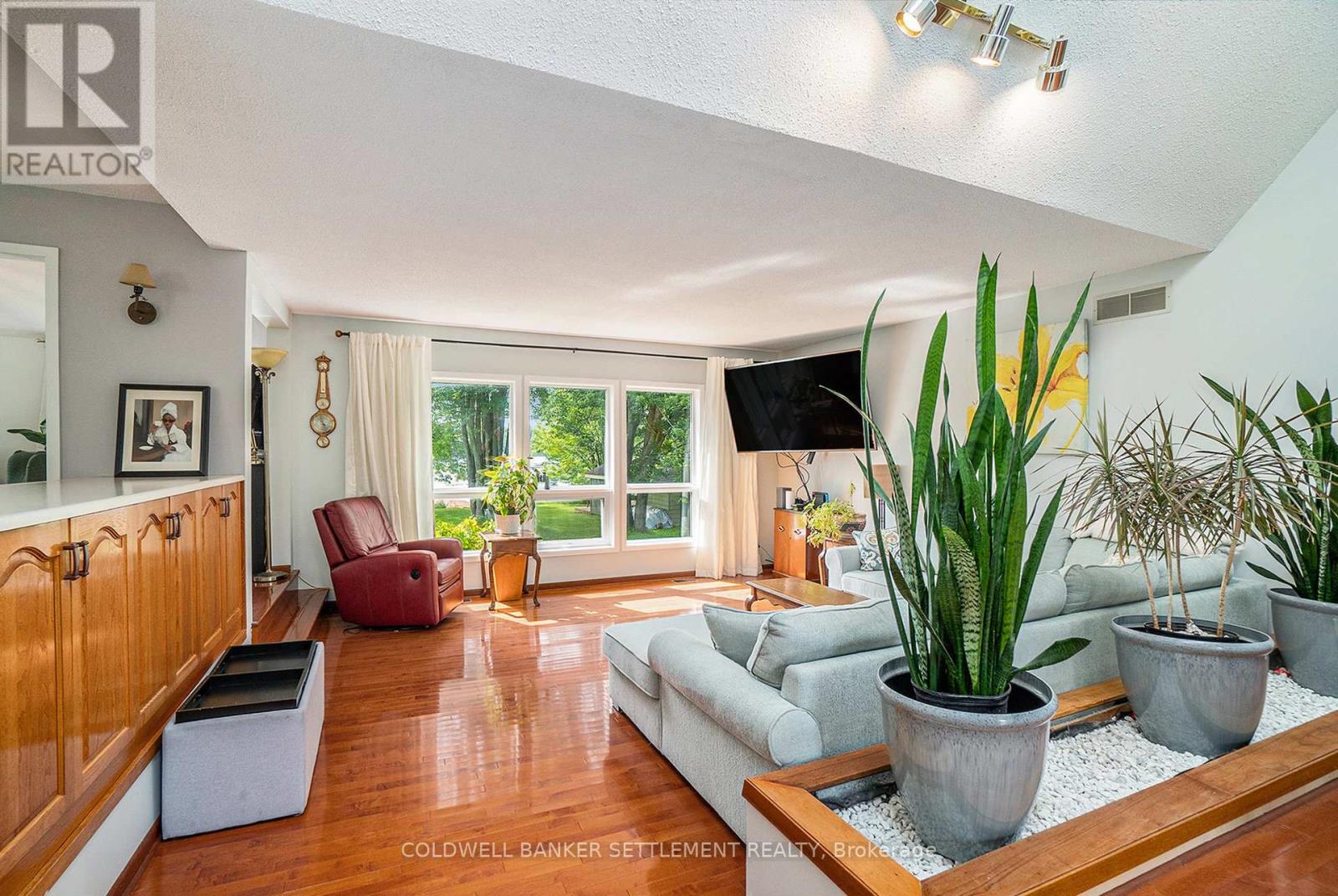 Photo 9 of 113 Rose Mac Drive, Drummond North Elmsley ON