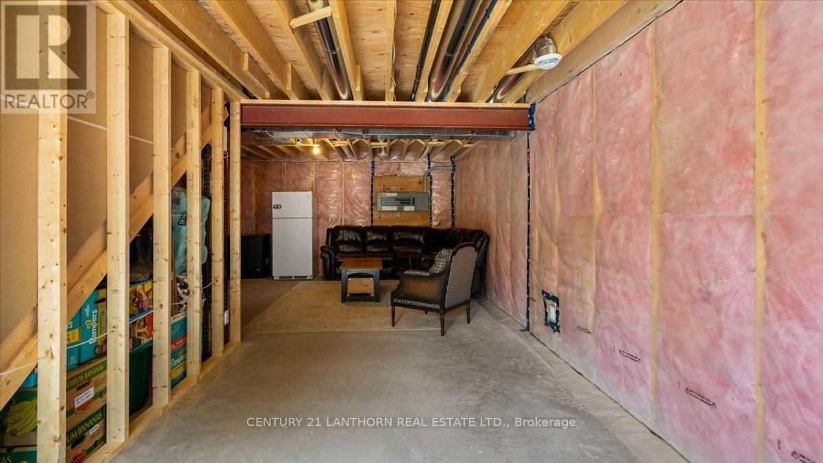 Photo 24 of 101 Thompson Road, Centre Hastings ON