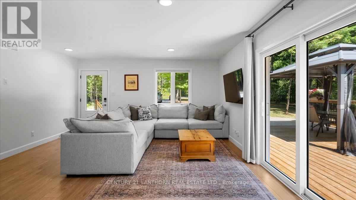 Photo 9 of 101 Thompson Road, Centre Hastings ON