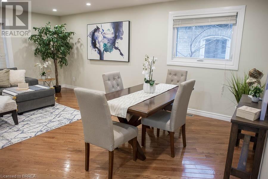 Photo 11 of 225 Chatham Street Unit Upper, Brantford ON