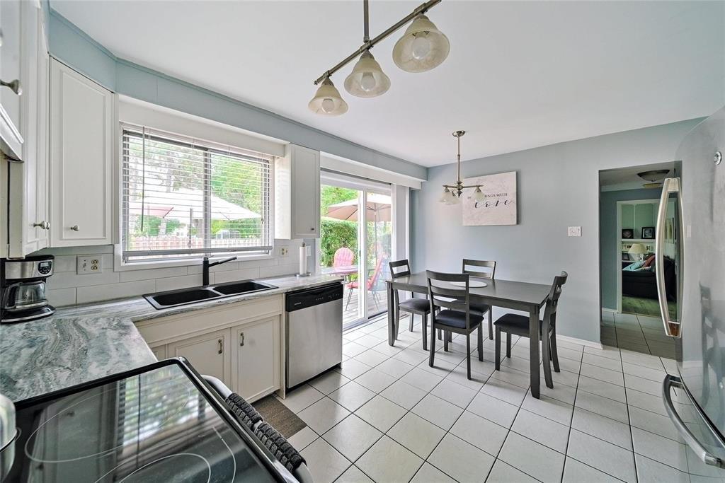 Photo 12 of 78 Linacre Road, Winnipeg MB