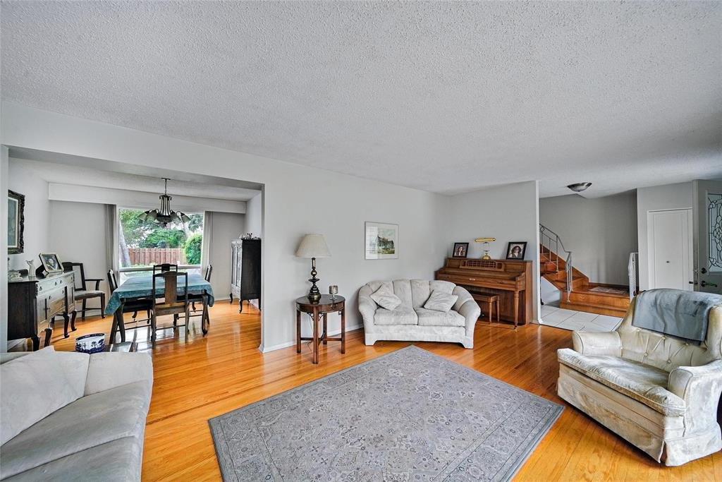 Photo 4 of 78 Linacre Road, Winnipeg MB