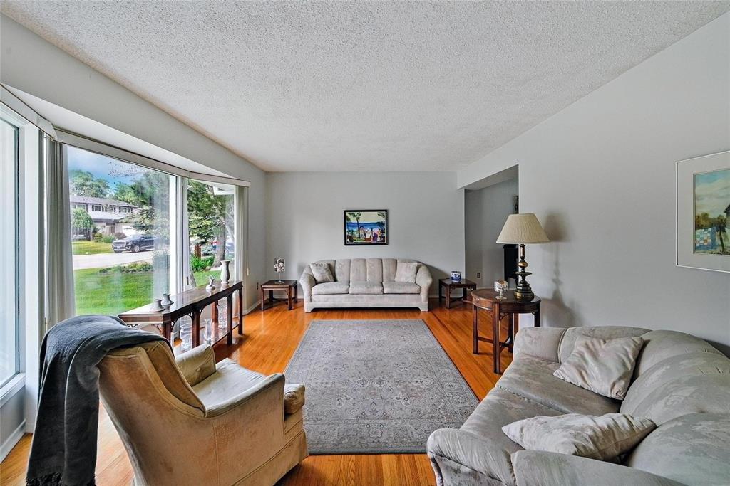 Photo 5 of 78 Linacre Road, Winnipeg MB