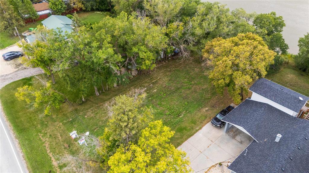 Photo 17 of 7568 Henderson Highway, Lockport MB
