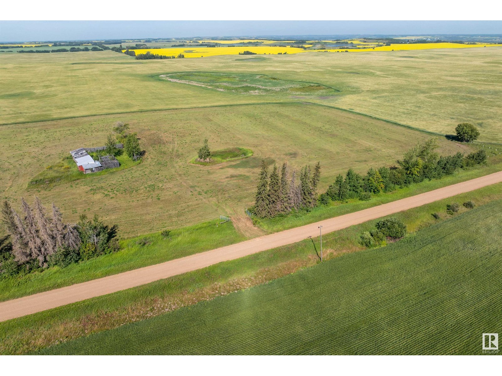 Photo 3 of 534072 Range Road 85, Rural Two Hills County AB