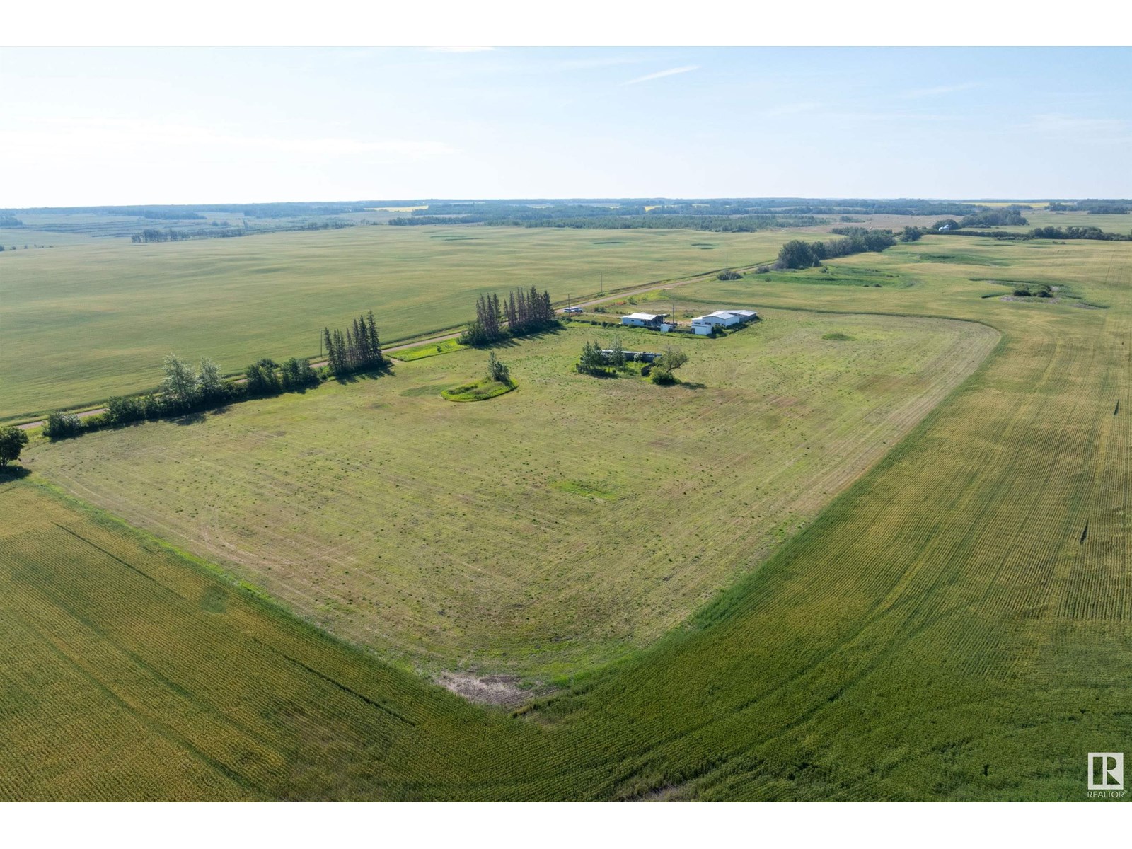 Photo 5 of 534072 Range Road 85, Rural Two Hills County AB