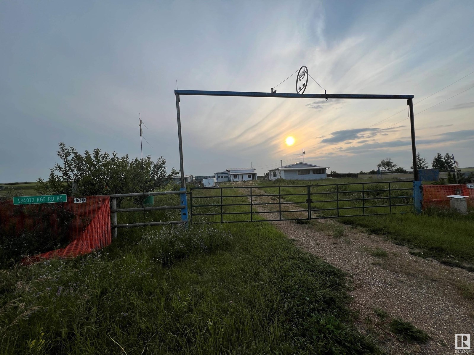 Photo 4 of 534072 Range Road 85, Rural Two Hills County AB