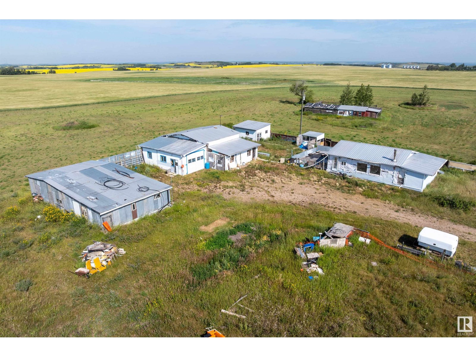 Photo 32 of 534072 Range Road 85, Rural Two Hills County AB