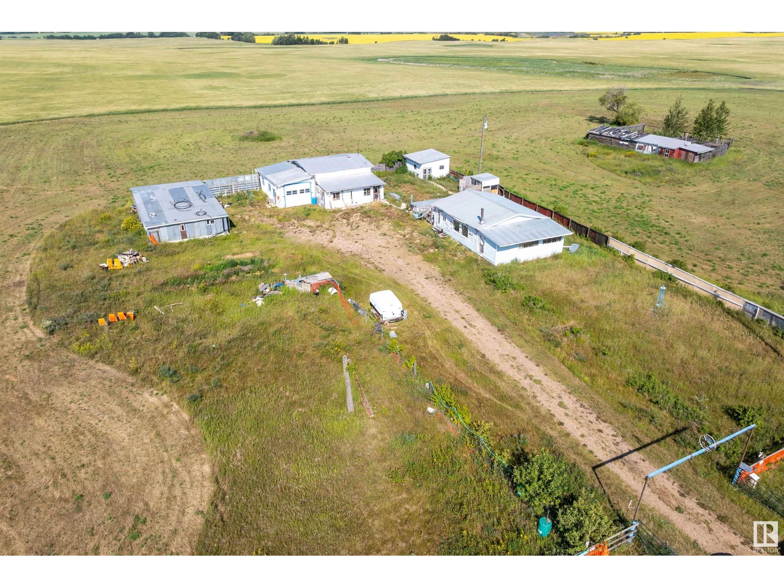 Photo 1 of 534072 Range Road 85, Rural Two Hills County AB