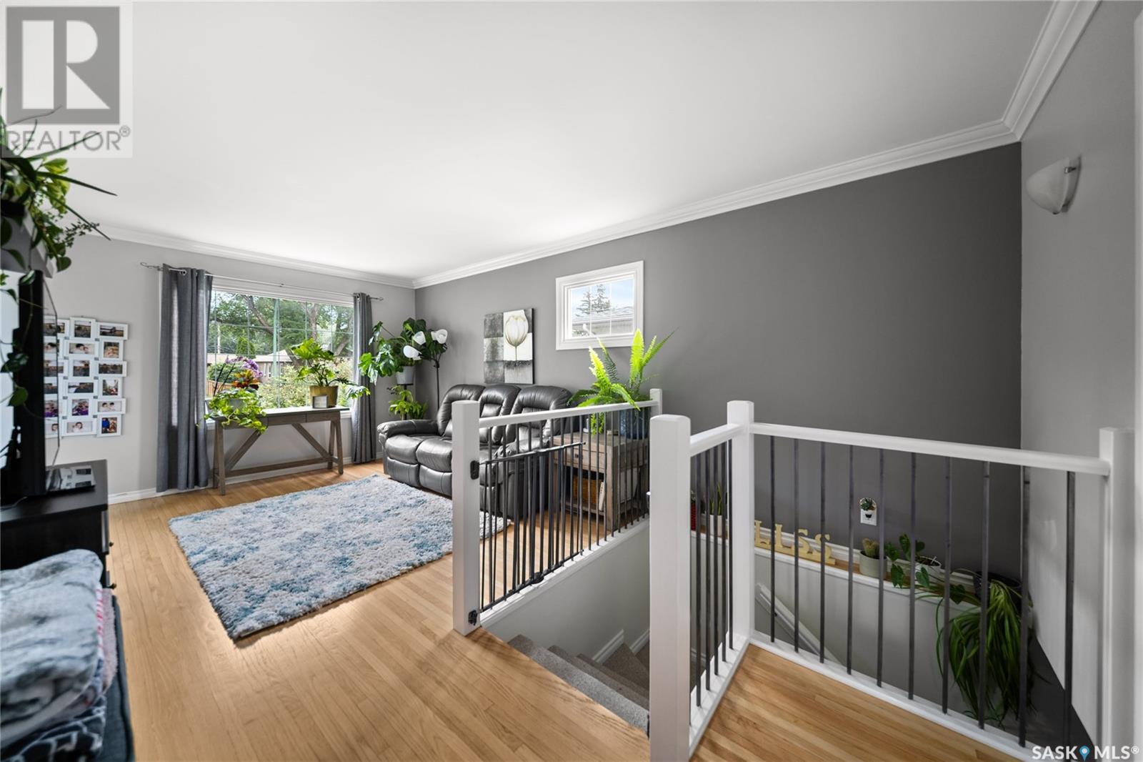 Single Family House Raised bungalow for Sale in  York STREET Regina 