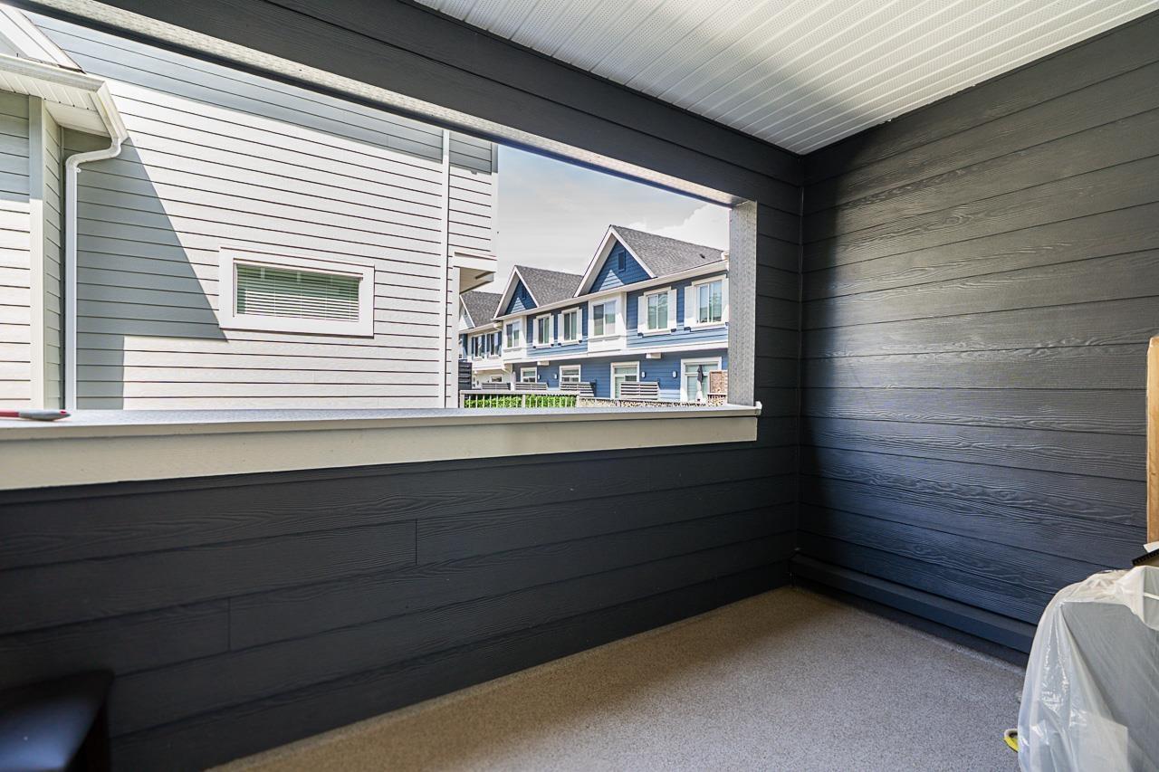 Photo 16 of 13 16678 25 Avenue, Surrey BC