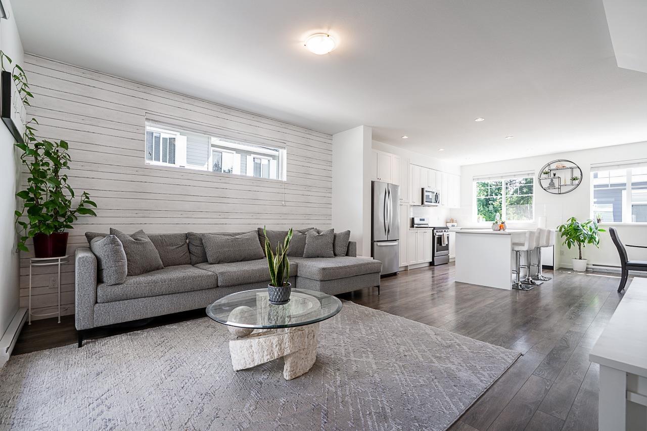 Photo 7 of 13 16678 25 Avenue, Surrey BC